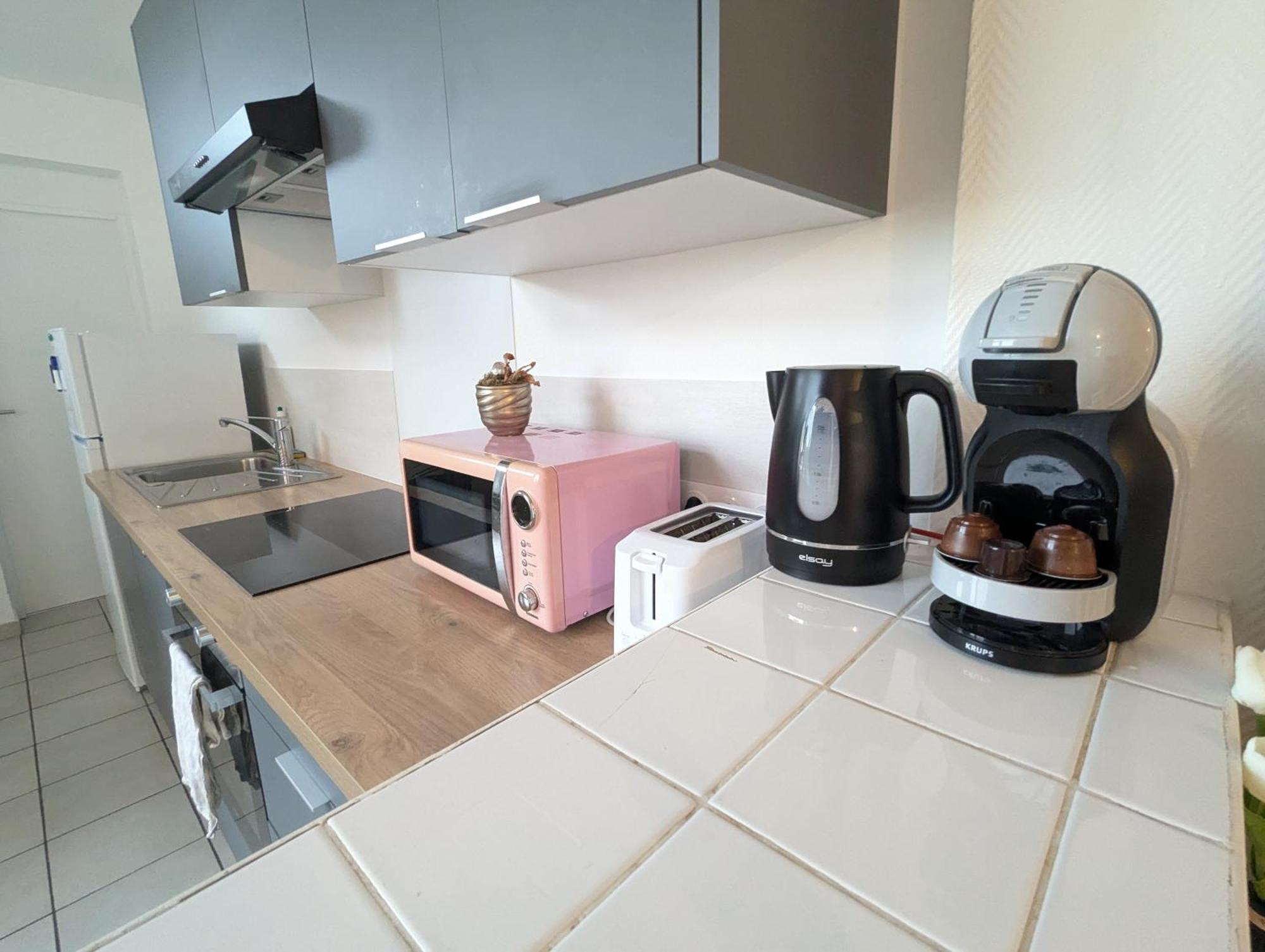 Le Design *Vieux Lille*Parking Gratuit*Fibre Apartment La Madeleine  Exterior photo
